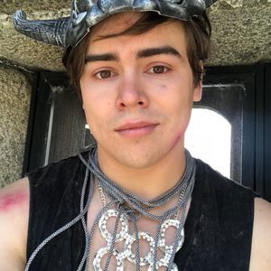 Meet your Posher, Colin